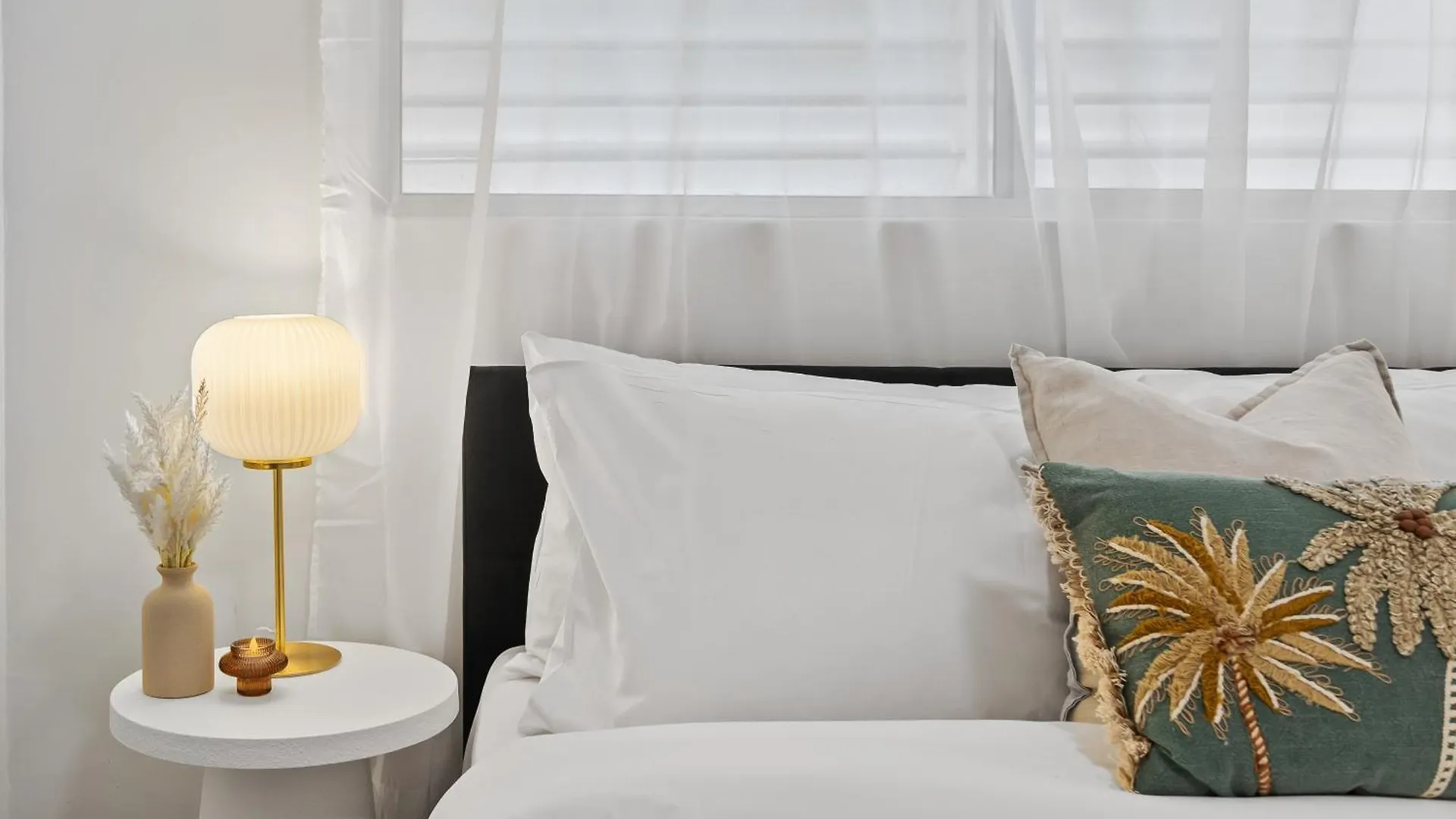 Alex Beachside Pet Friendly 2 Bed Apartment Alexandra Headland Australia